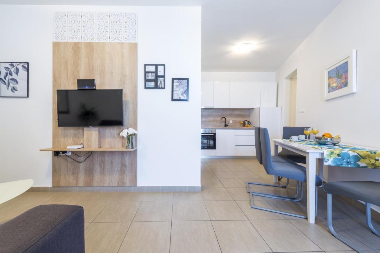 Tinker Bell Apartment Дубровник Екстер'єр фото